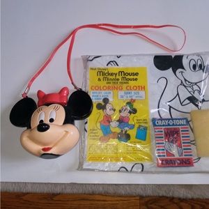 Cute Minnie Mouse Canteen Disney